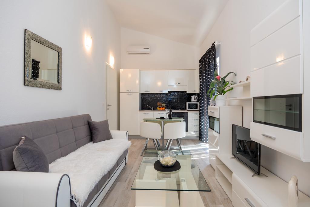 Apartment Antonio Baška Voda エクステリア 写真